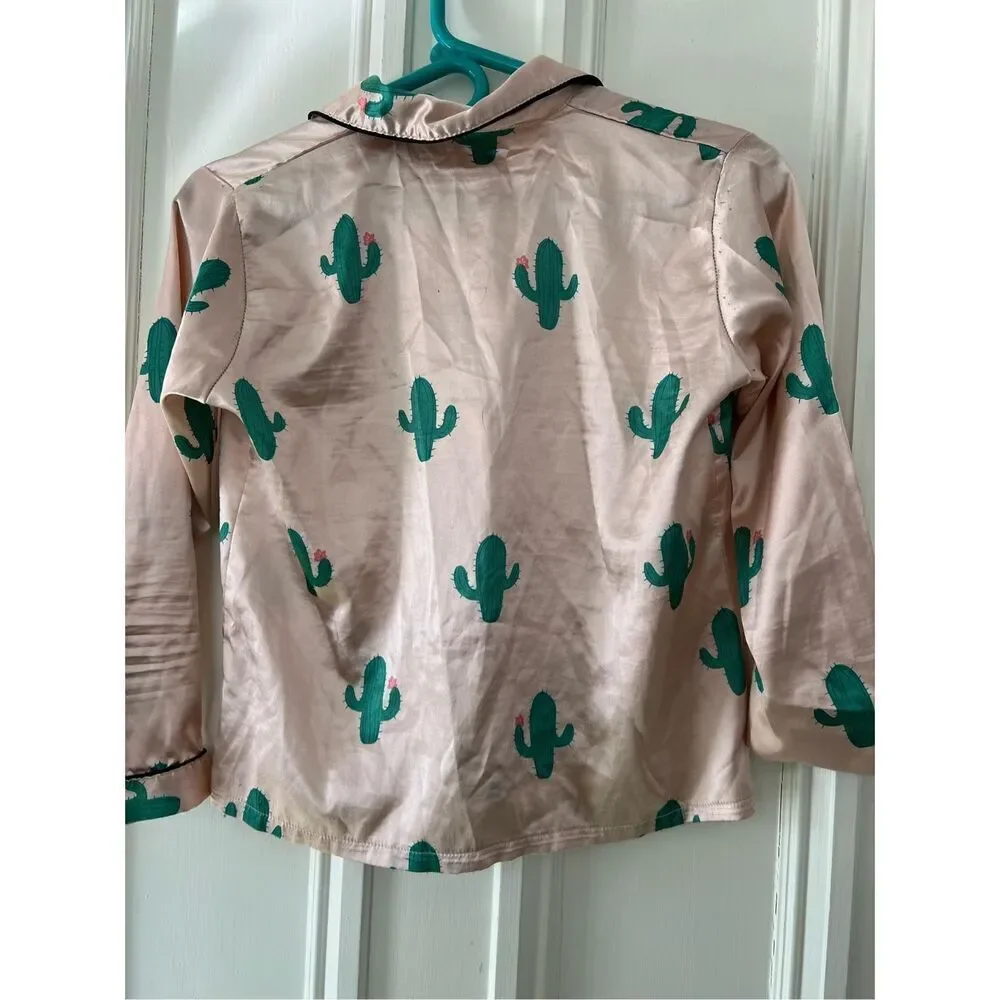 SHEIN girls light pink and green cactus print satin pajamas L